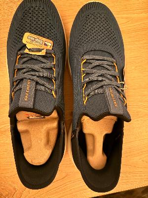 Skechers Men's Black Sneakers