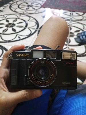 YASHICA CAMERA