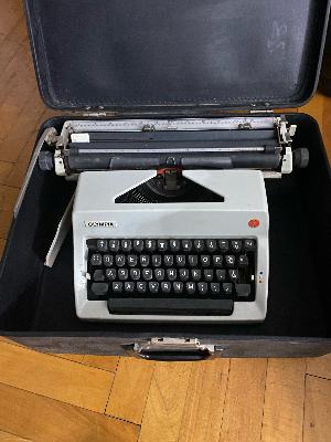 Olympia typewriter vintage