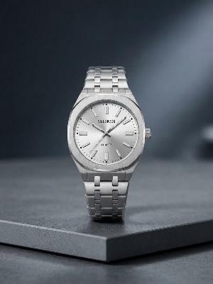 Daniel Brook Quartz Watch