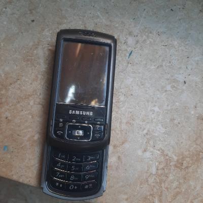 Samsung A750 كاميرا