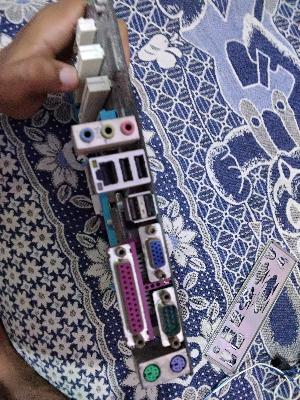 لوحة أم كمبيوتر