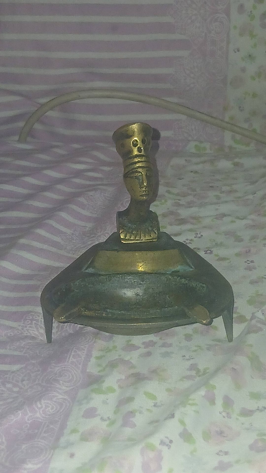 طفايه و حامل دورين