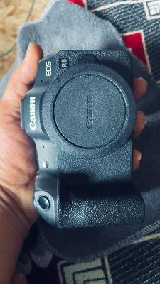 Canon EOS R8 Camera Body