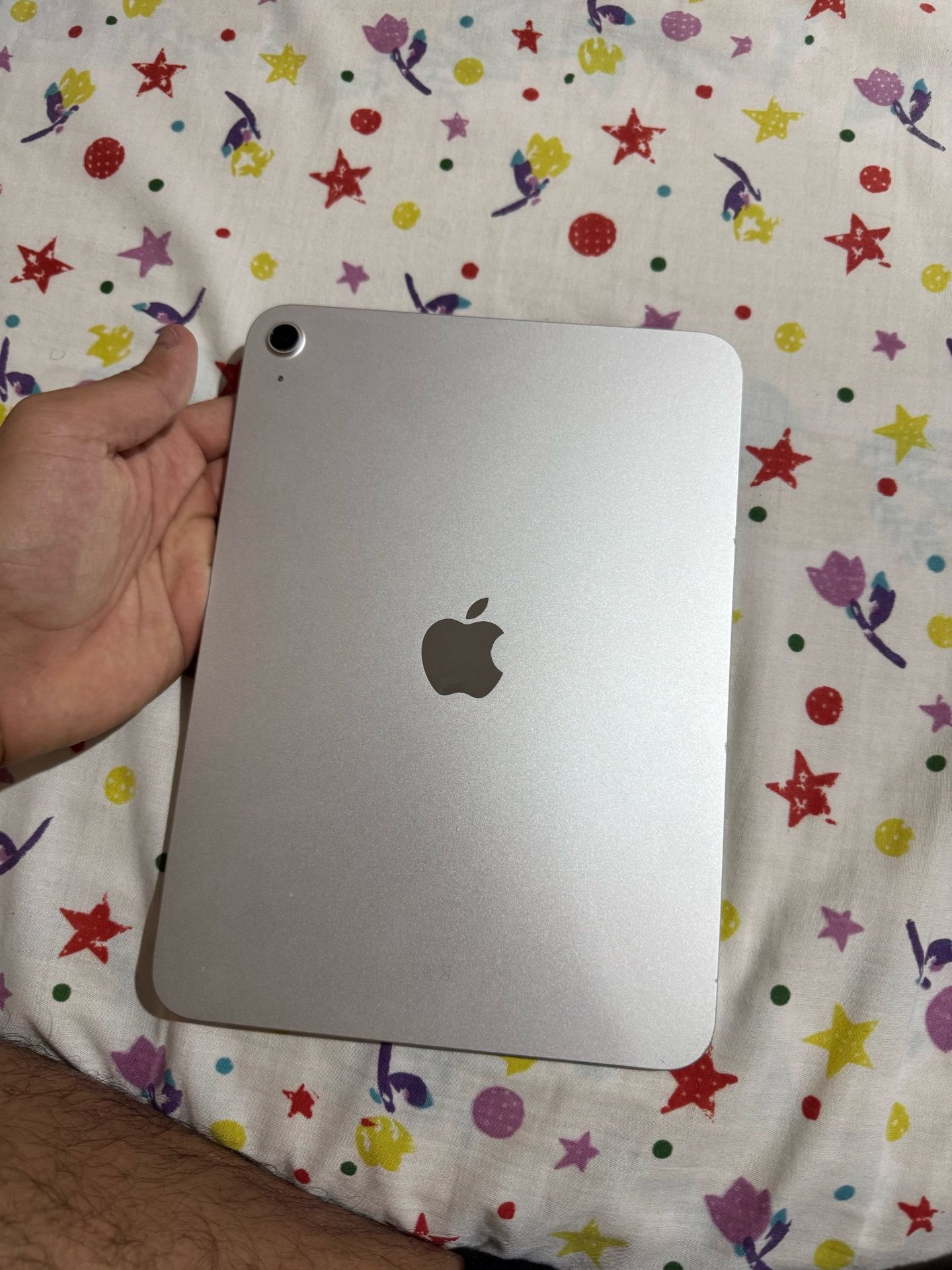 iPad 16