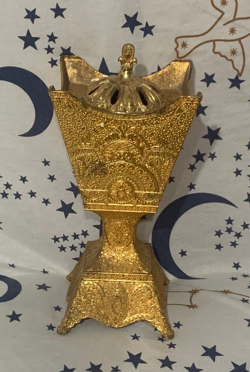 مبخره ذهبيه