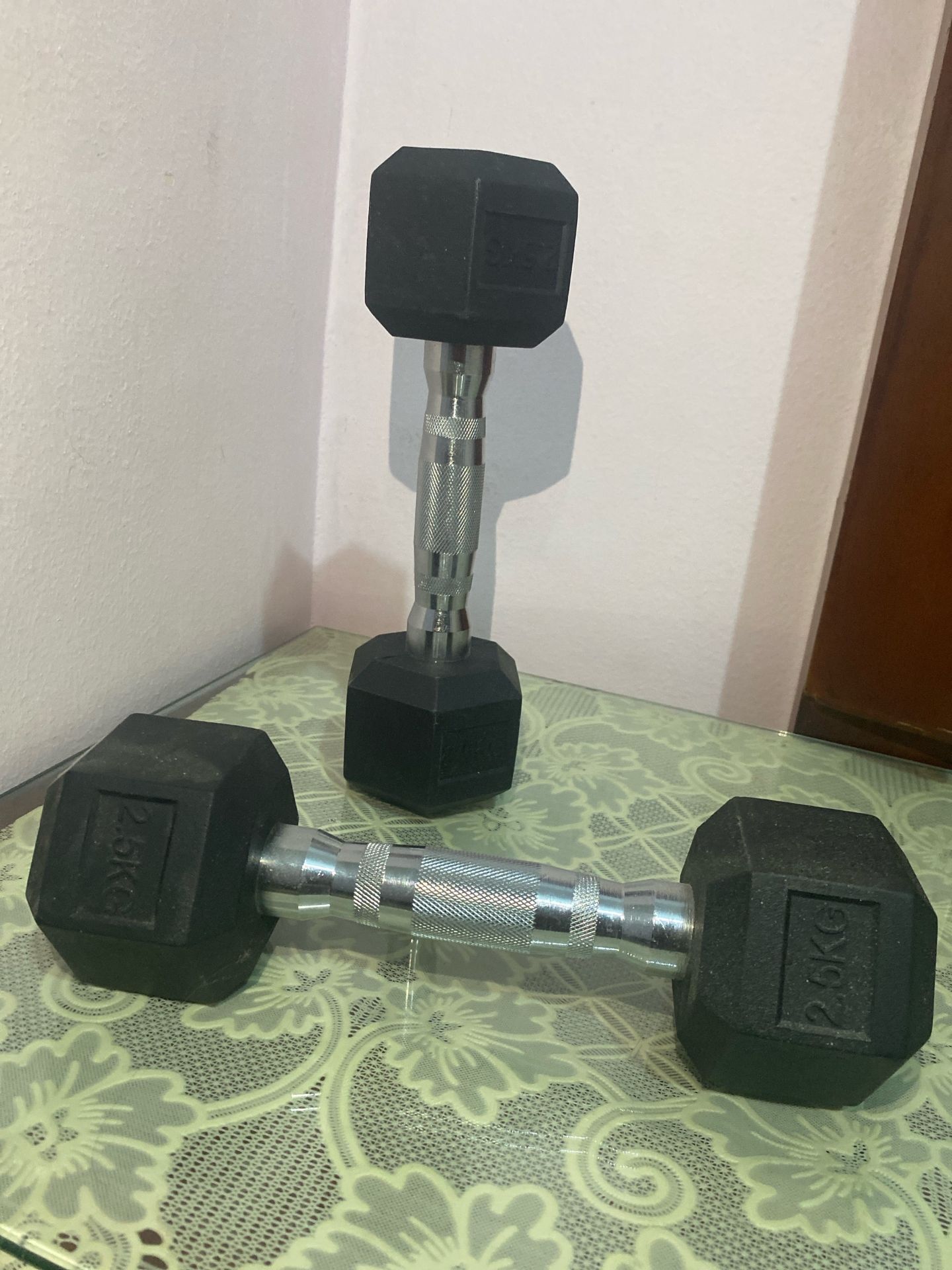 دمبل مع حامل