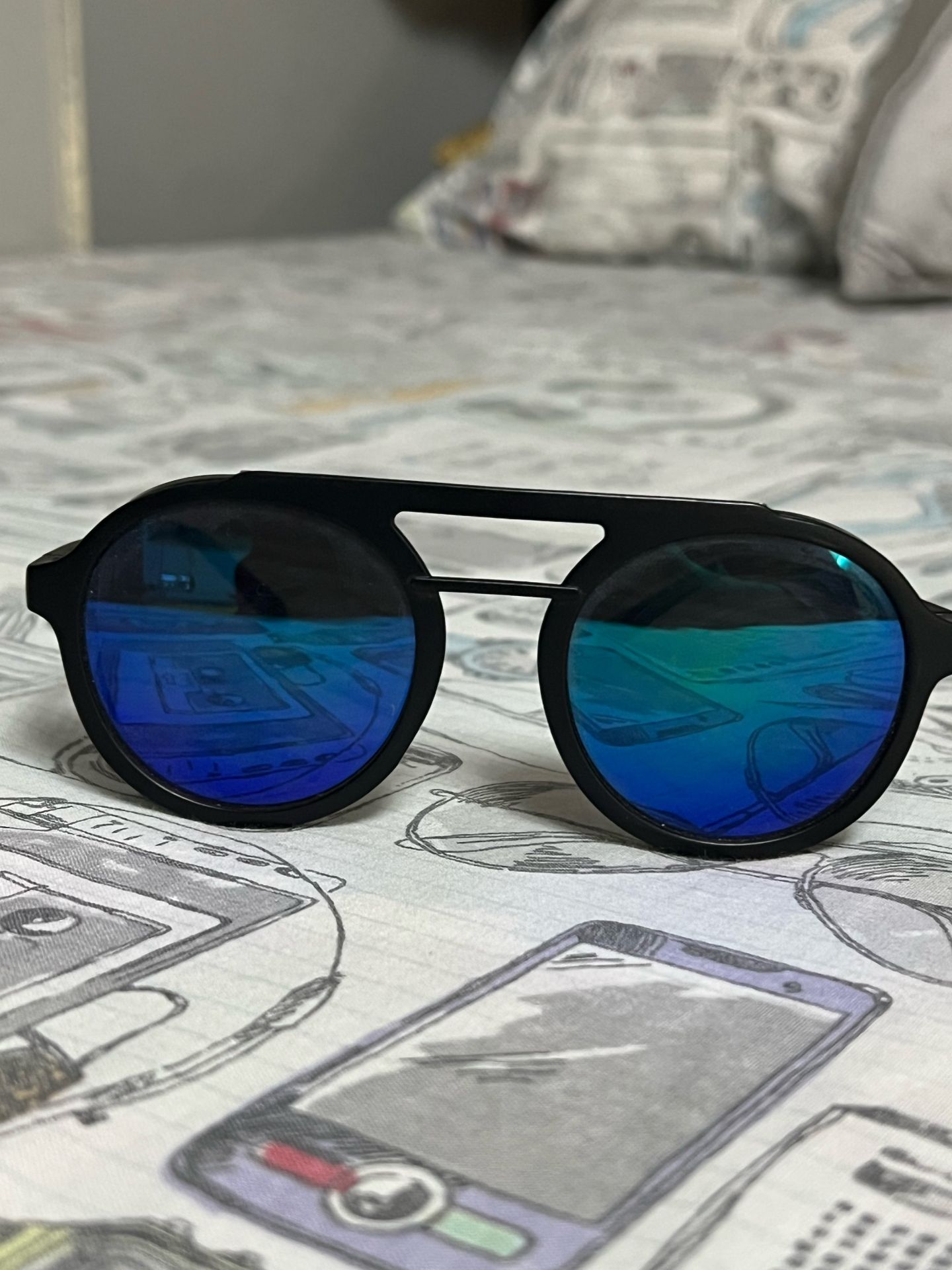 Blue Mirror Sunglasses