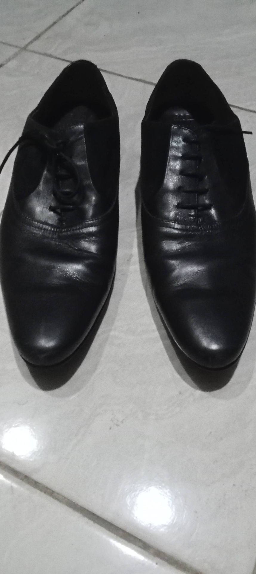 حذاء zara