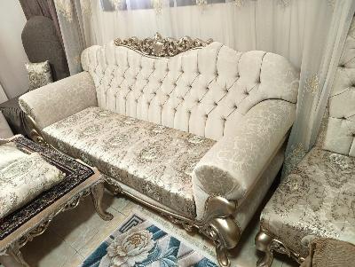 صالون بحاله ممتازه