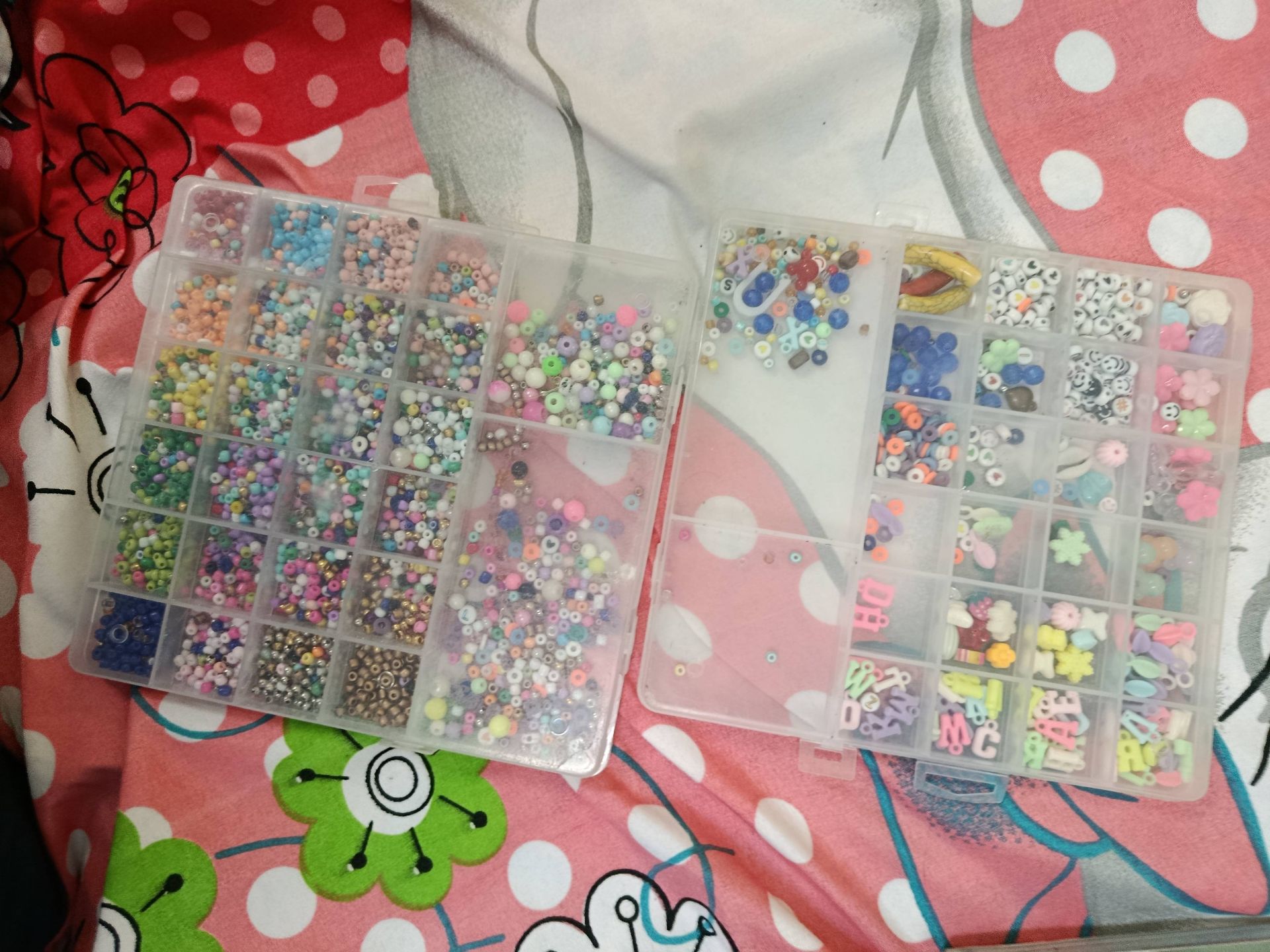 Beads & Jewelry Craft Kit