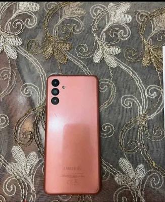 Samsung Galaxy A13 وردي