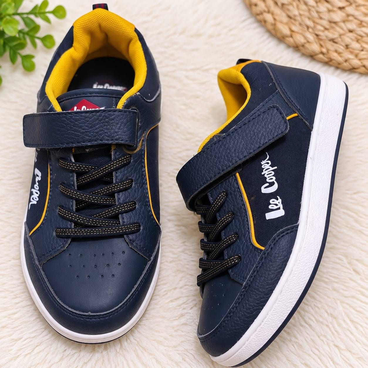 Le Coper Sneakers