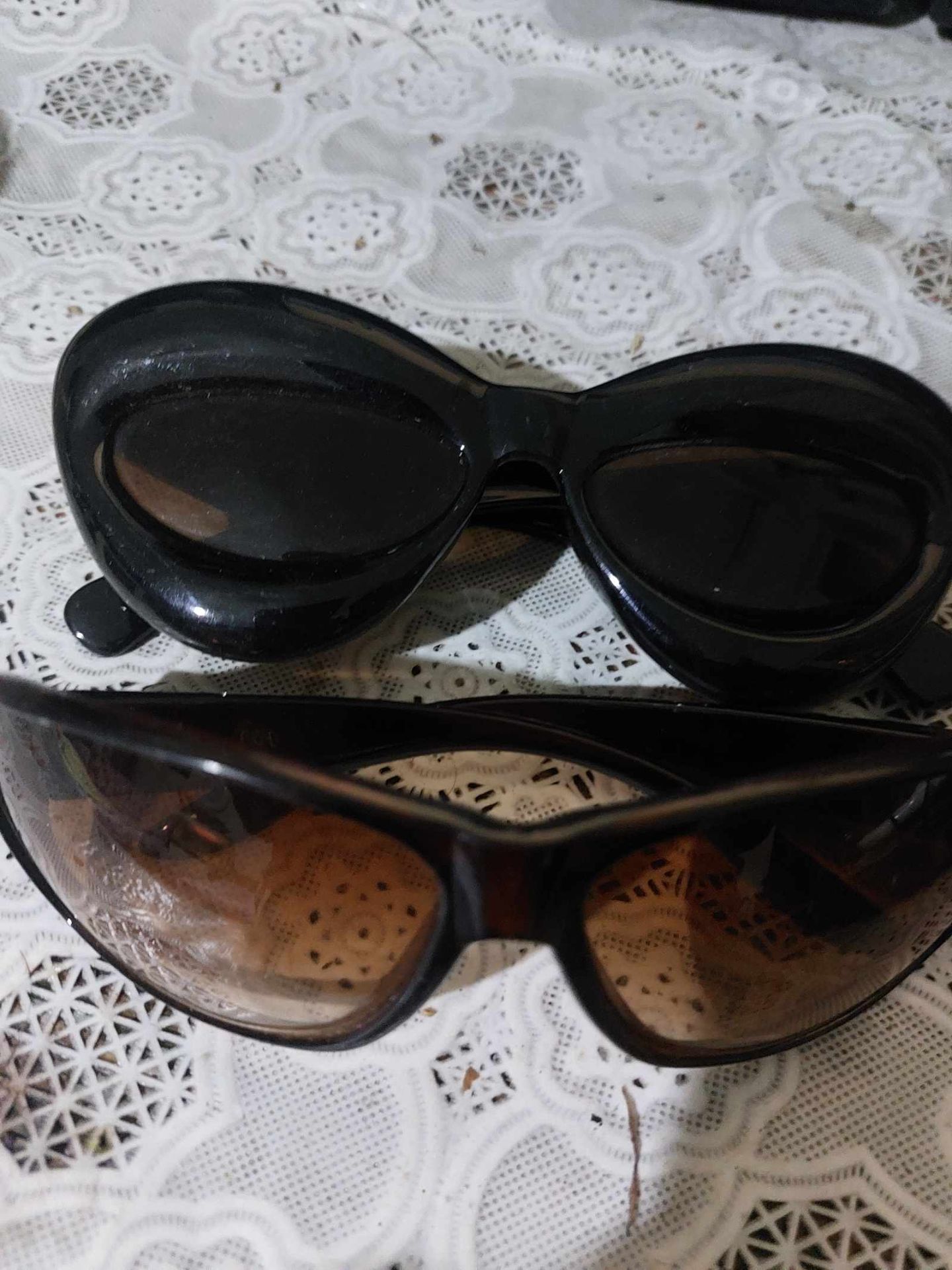 Sunglasses pair black brown