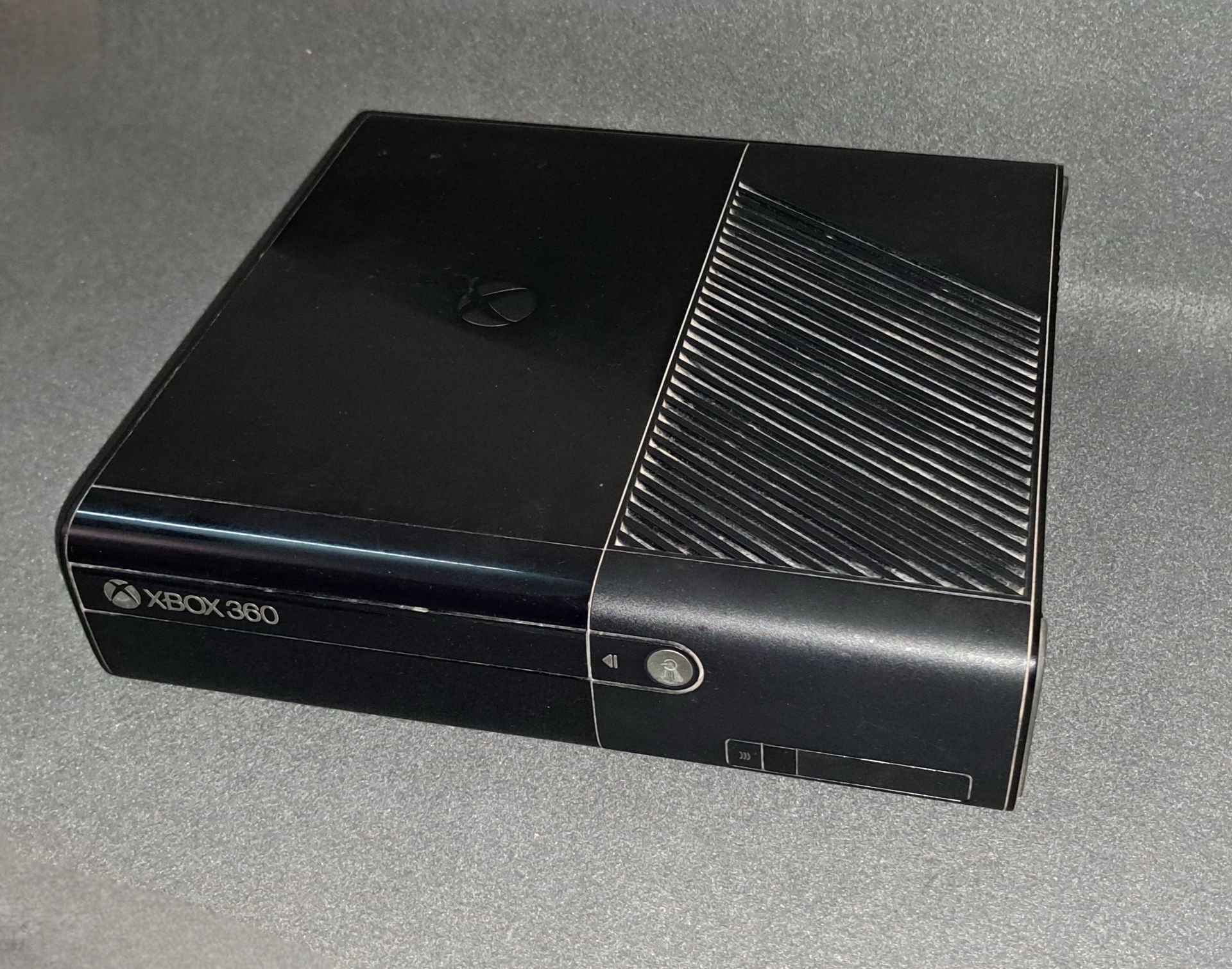 Xbox 360 E