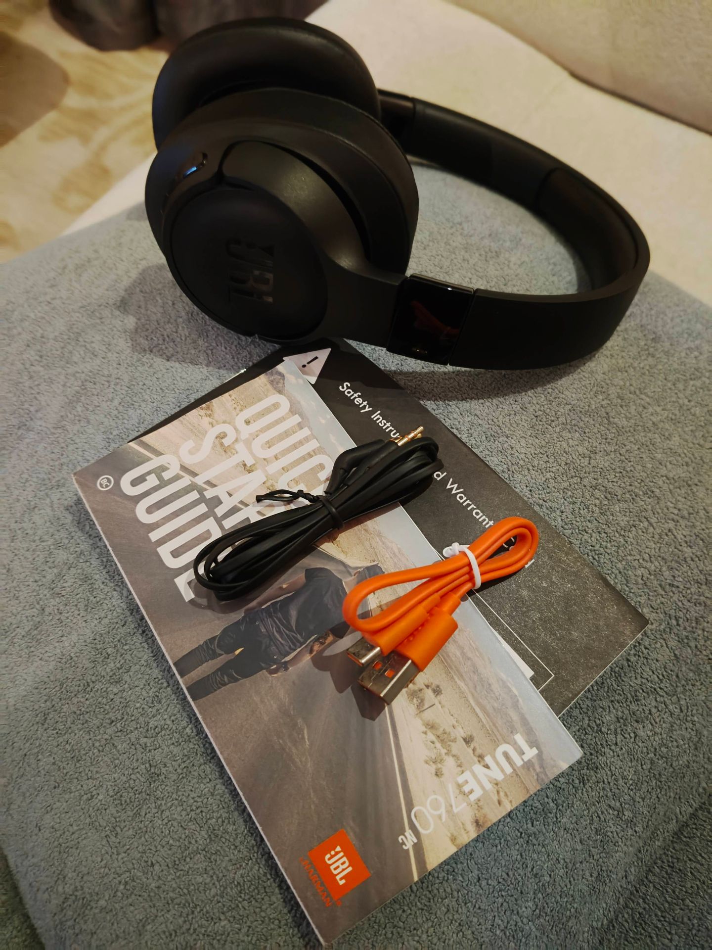 jbl tune760NC