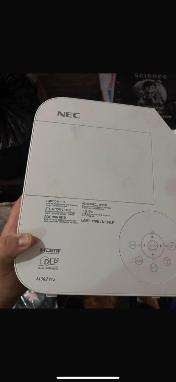 NEC M302WS Projector