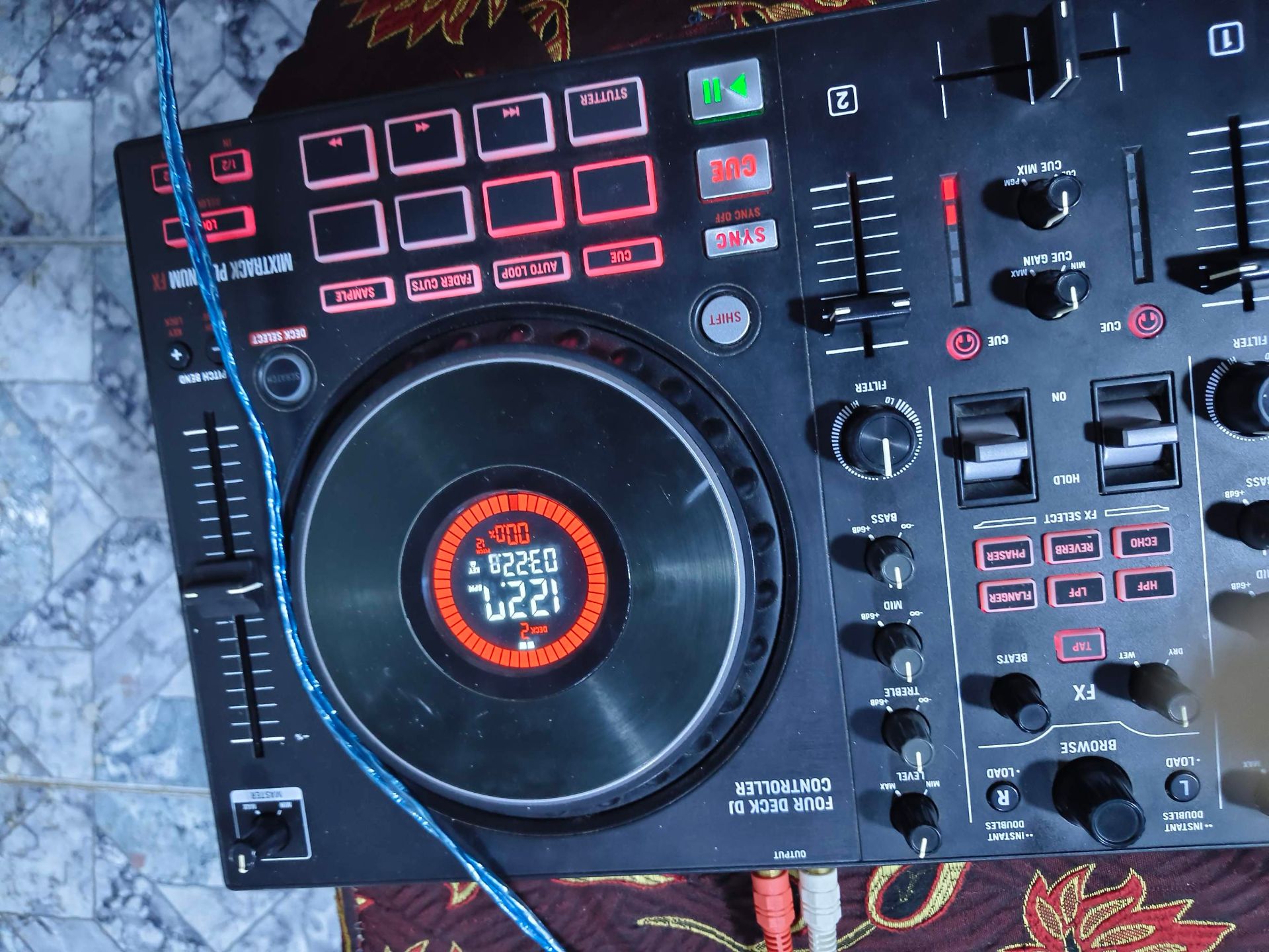 Numark DJ Controller platinum