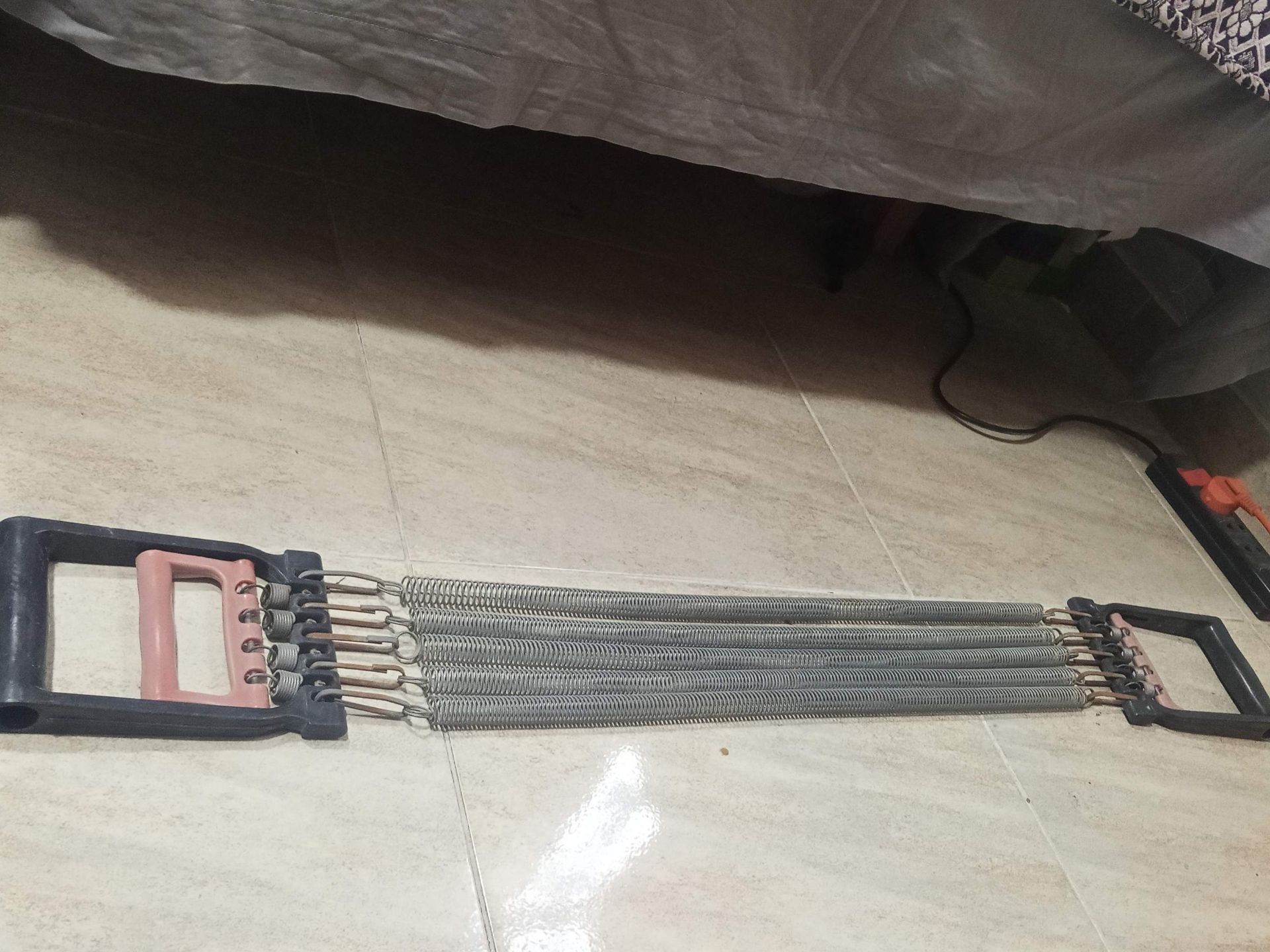 Chest Expander