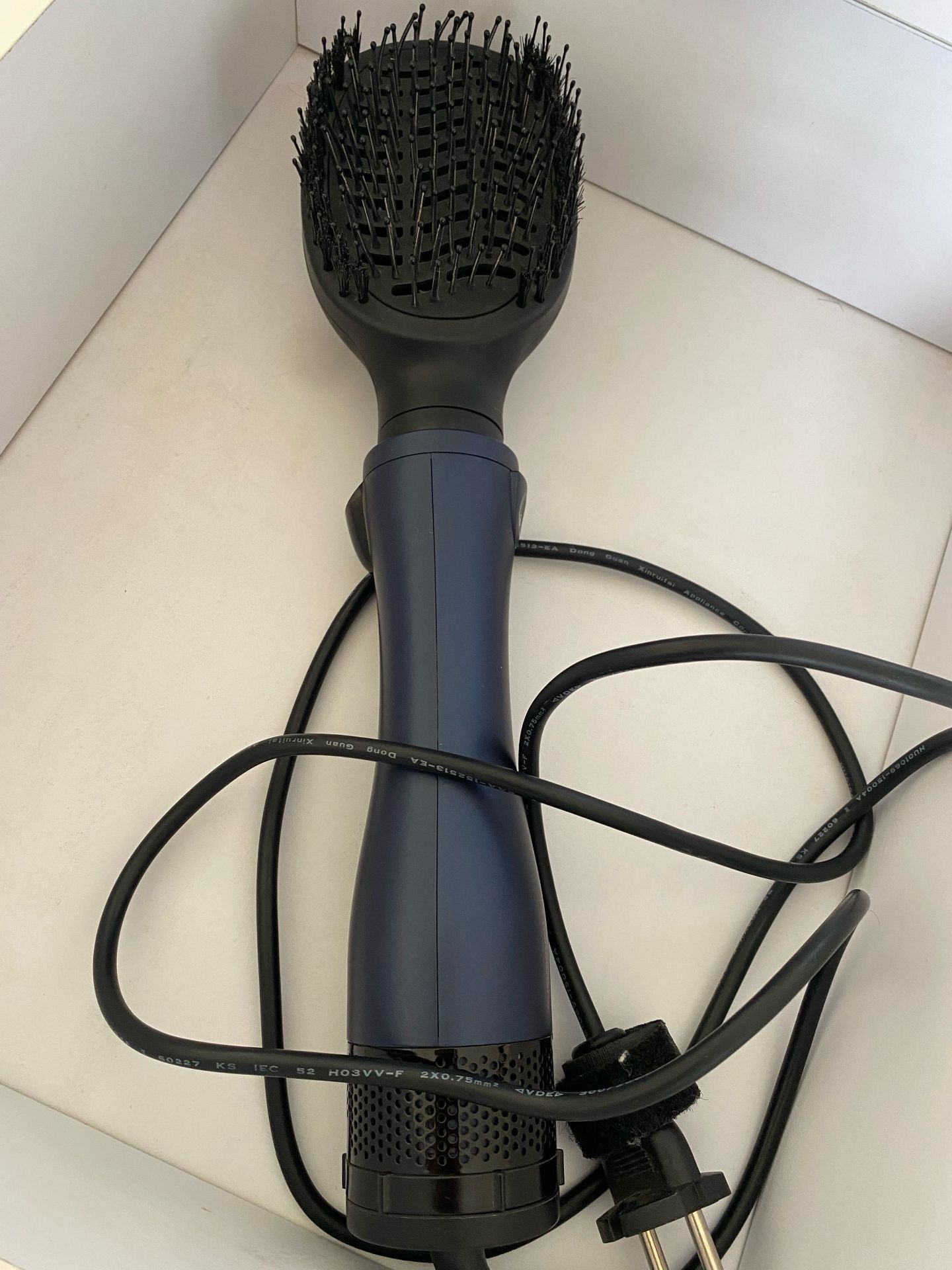 Revlon RUSHBRUSH hair dryer