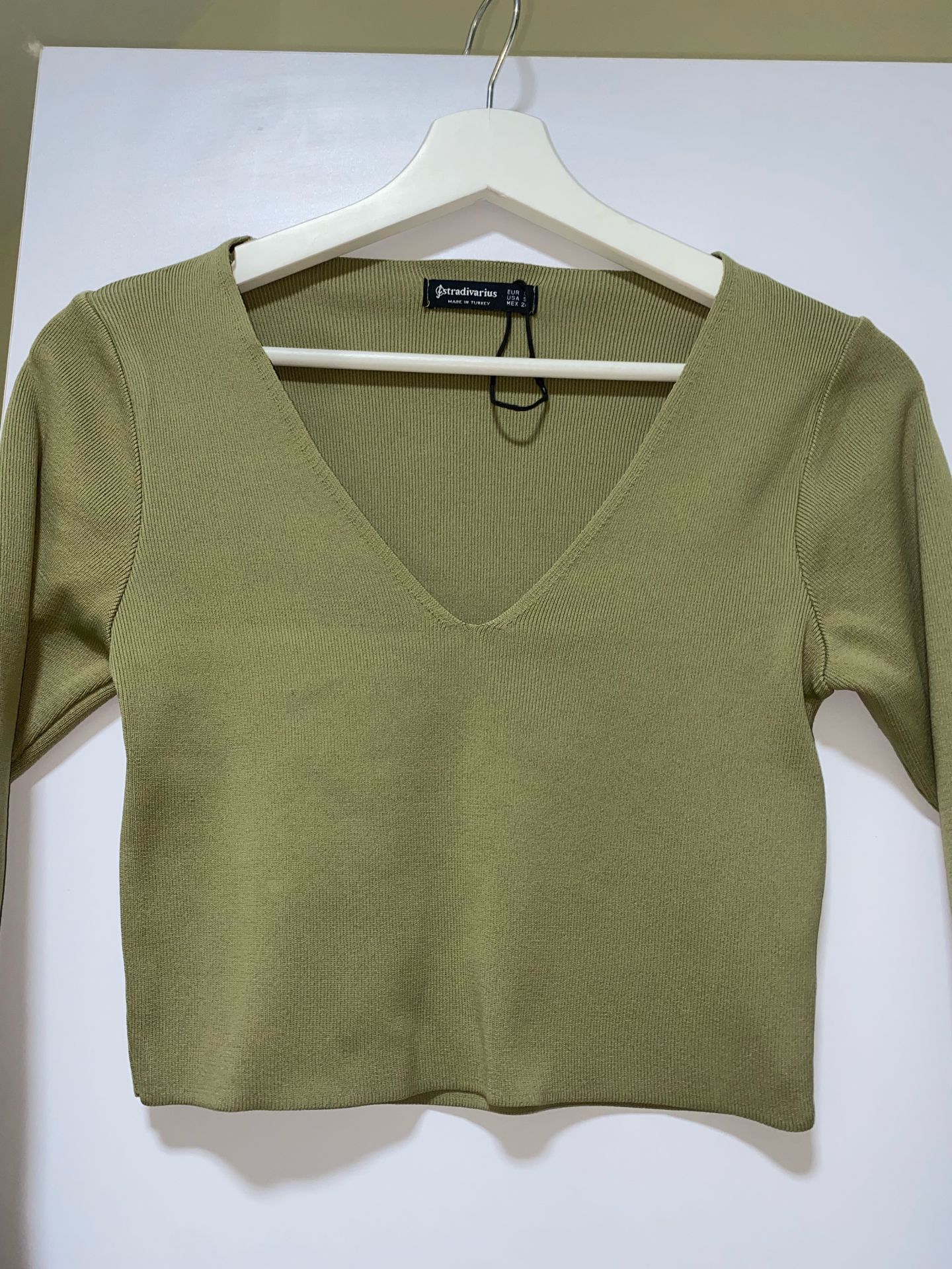 Stradivarius كروب توب أخضر