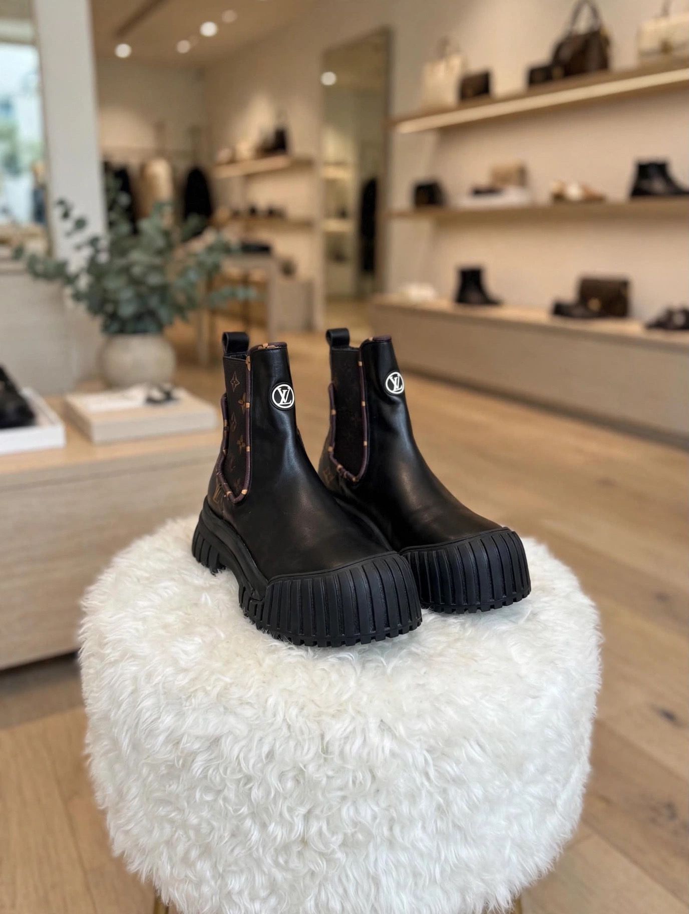 Black Chelsea Boots Platform