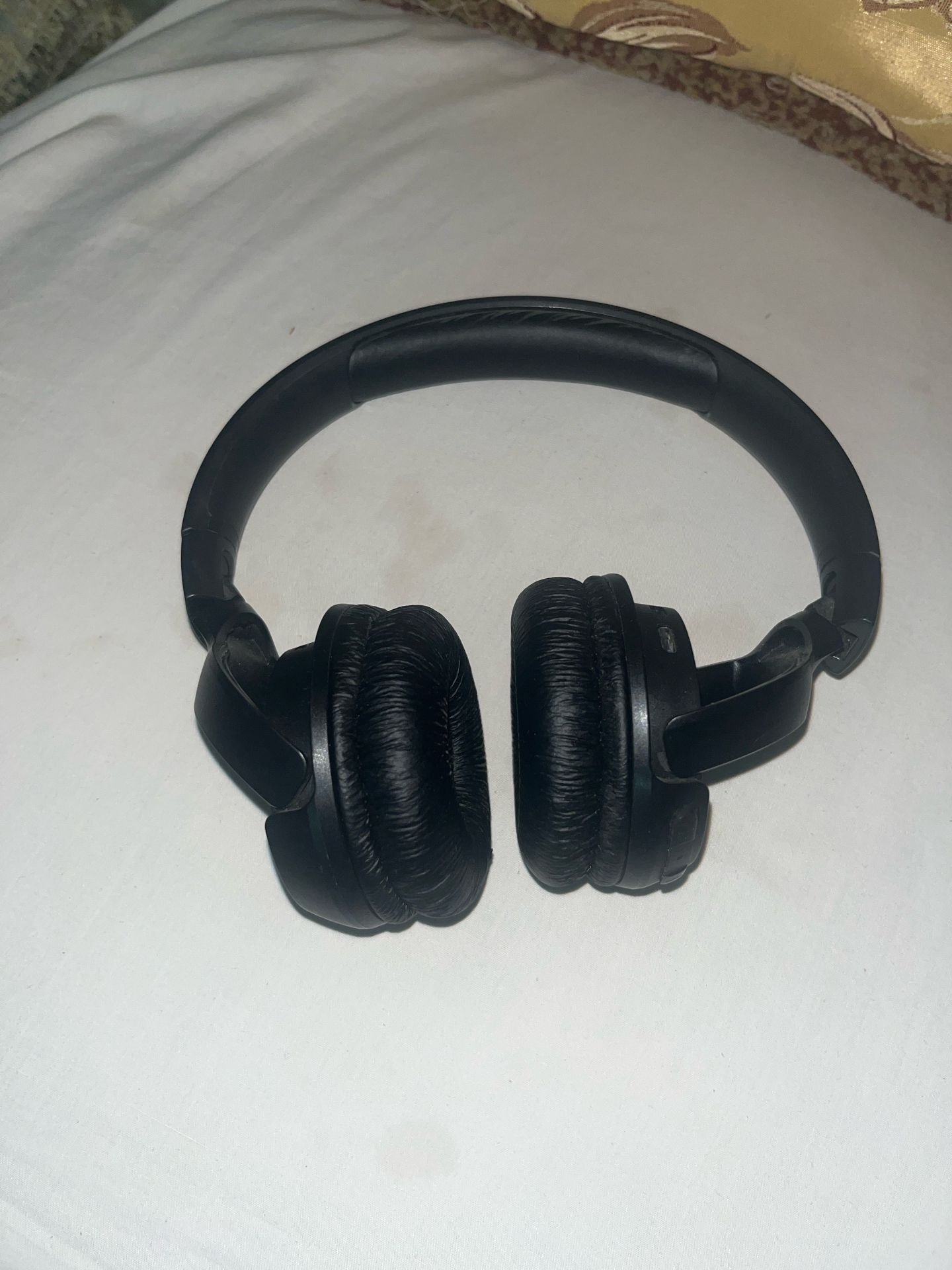 JBL سماعات رأس لاسلكية