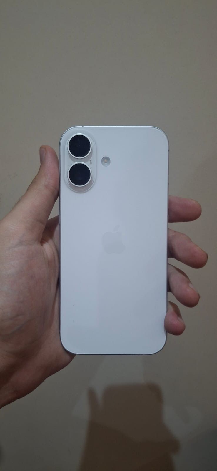 iPhone 17