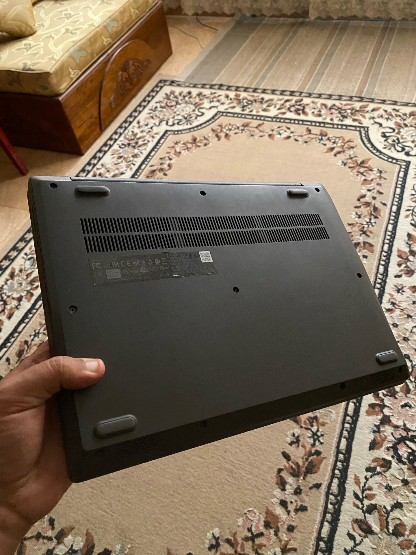 لابتوب lenovoV14