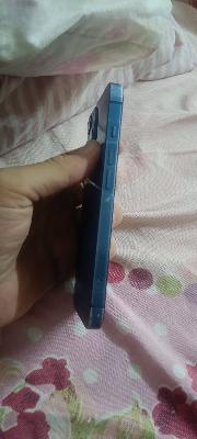 iPhone 13 Blue